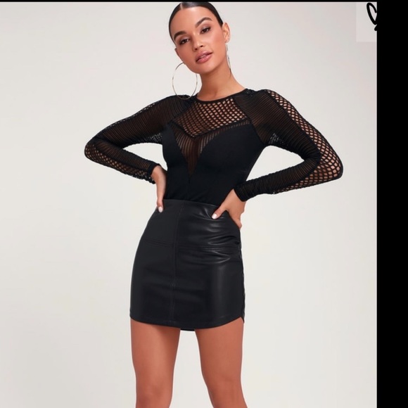 Lulu's Tops - NWT: lulus bodysuit